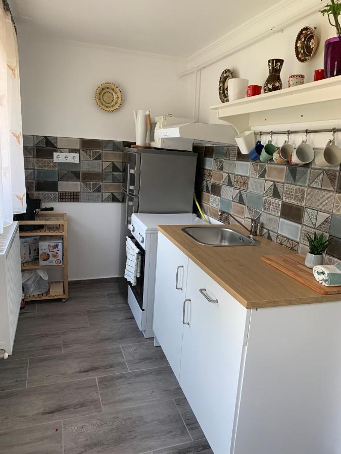 Dalia Apartman Gyoemro מראה חיצוני תמונה