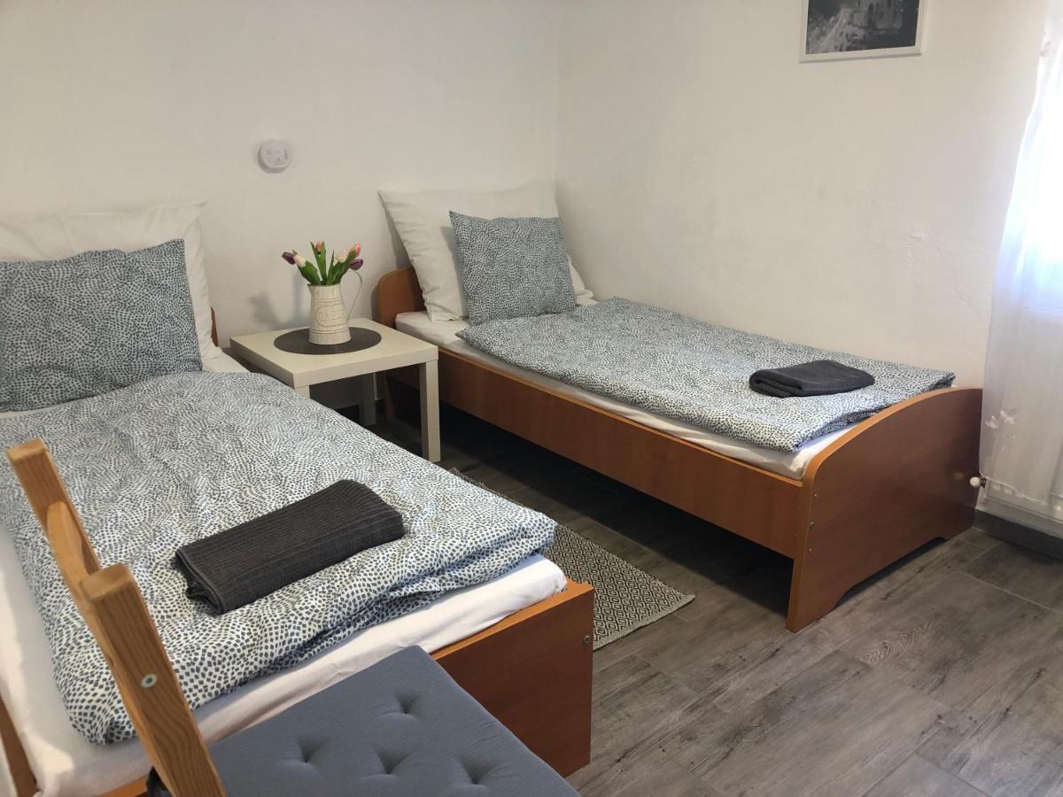 Dalia Apartman Gyoemro מראה חיצוני תמונה