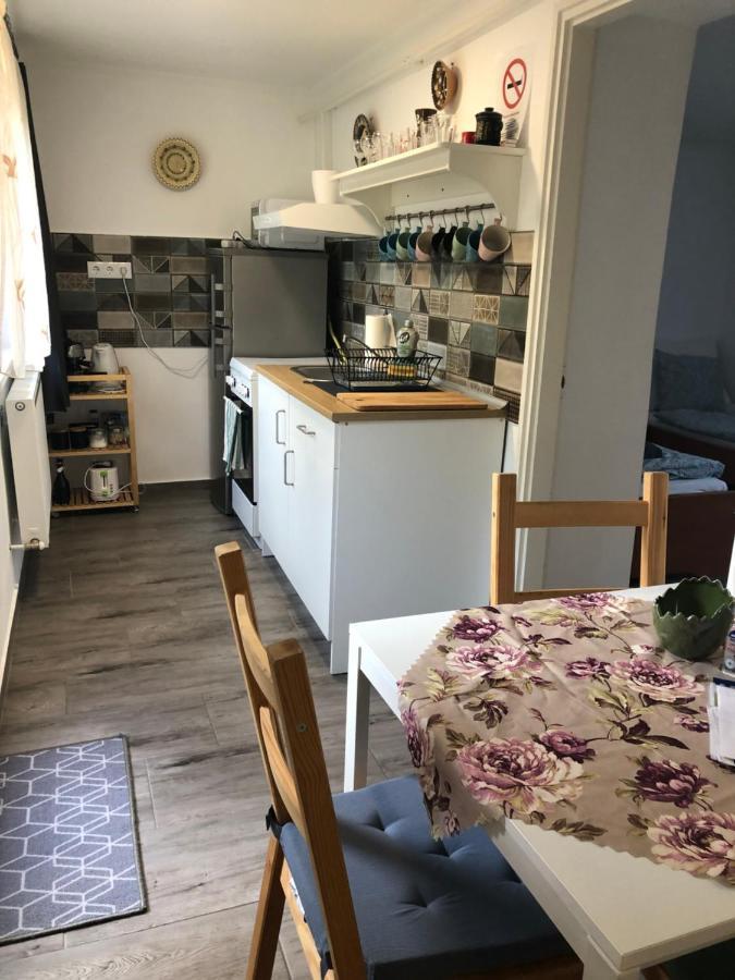 Dalia Apartman Gyoemro מראה חיצוני תמונה